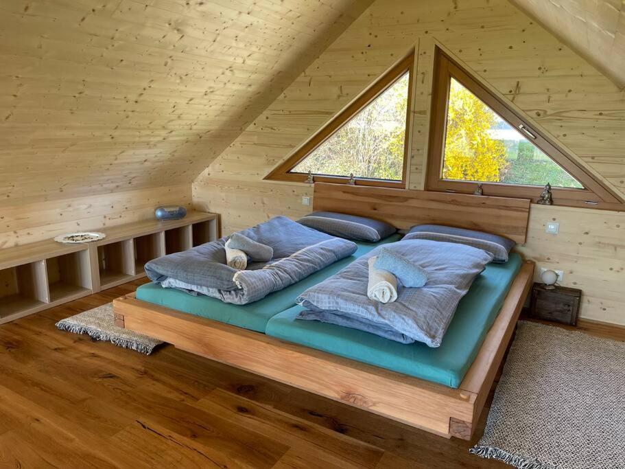 Zweistoeckiges Natur-Holzhaus Mit Berg- & Seesicht Horgenzell Ngoại thất bức ảnh