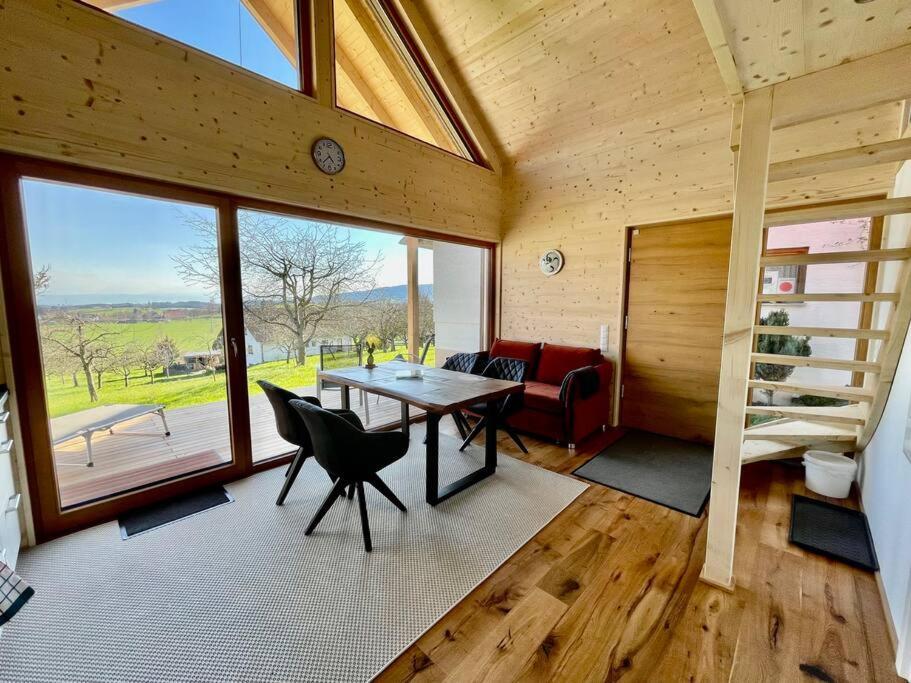 Zweistoeckiges Natur-Holzhaus Mit Berg- & Seesicht Horgenzell Ngoại thất bức ảnh